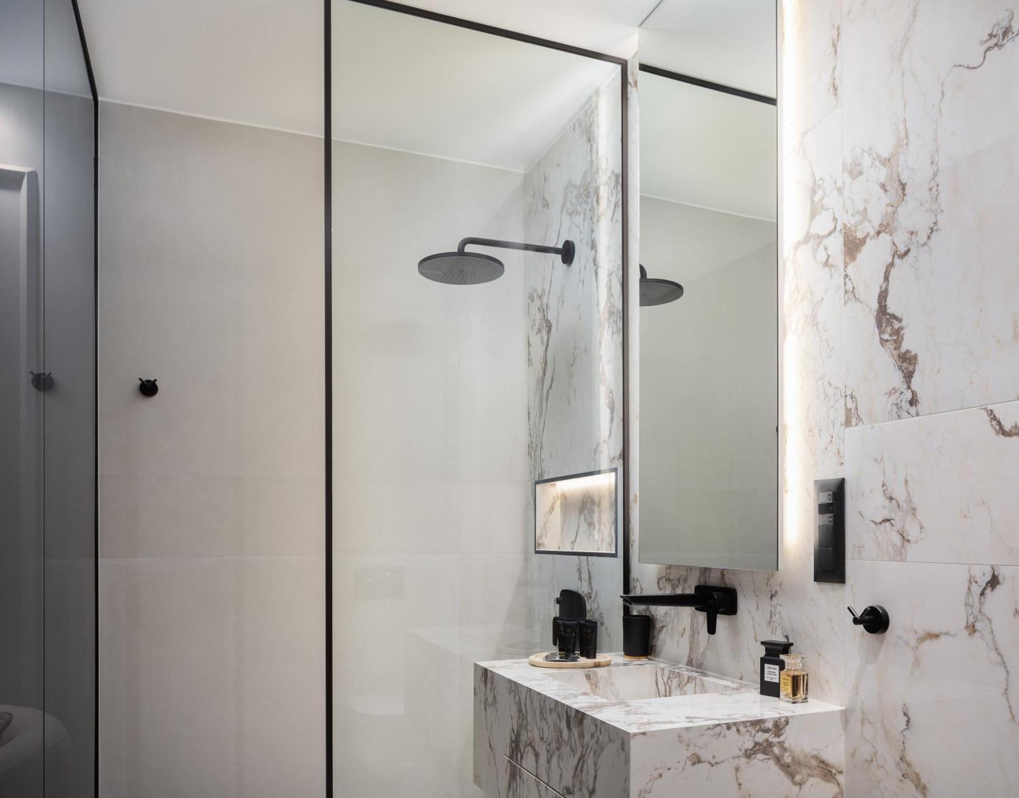 Luxury Rooms Le Prestige Few Minutes From Split'S Iconic Waterfront Exterior photo
